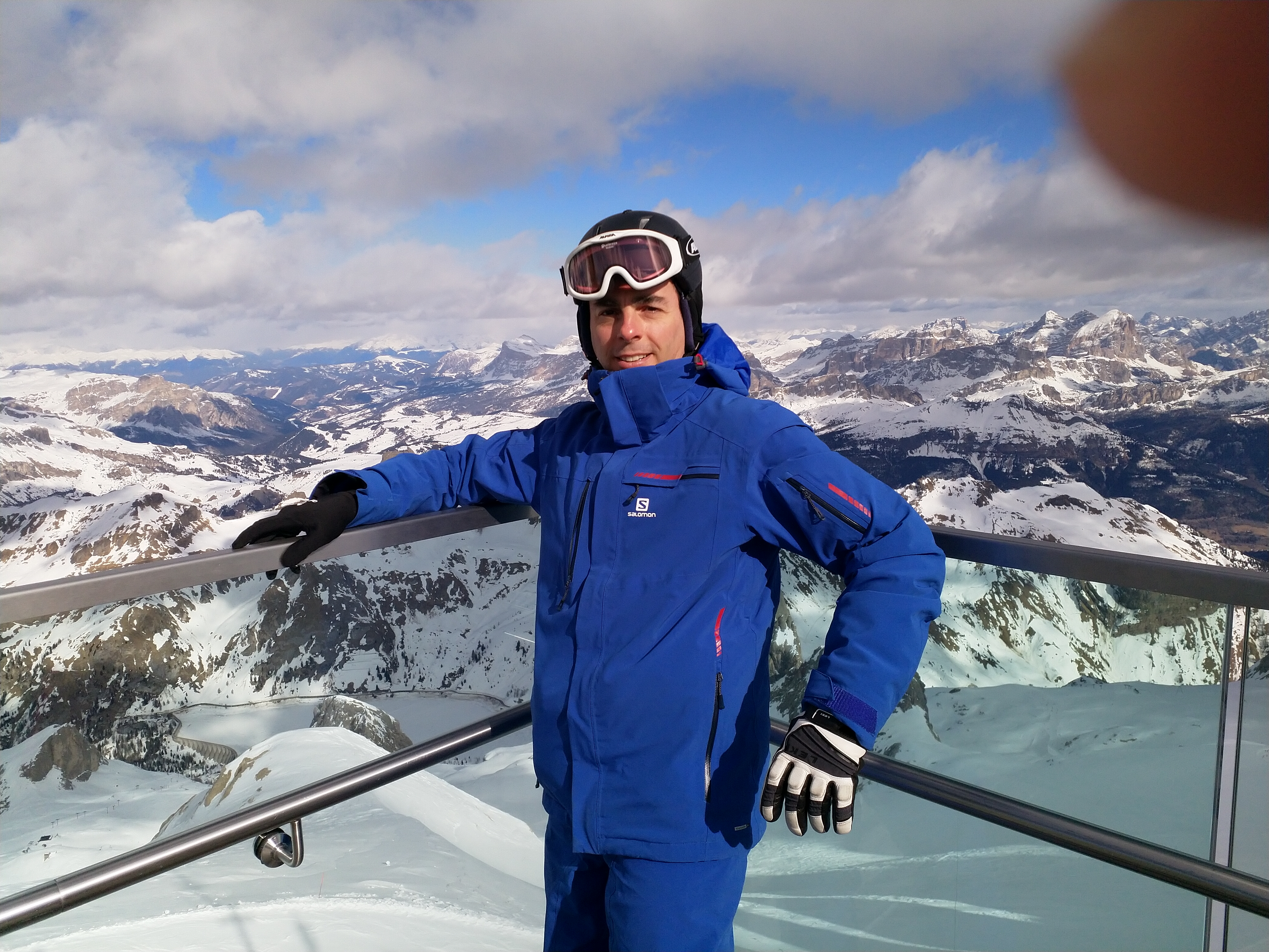 Renato Del Gaudio skiing at Marmolada, Dolomites
